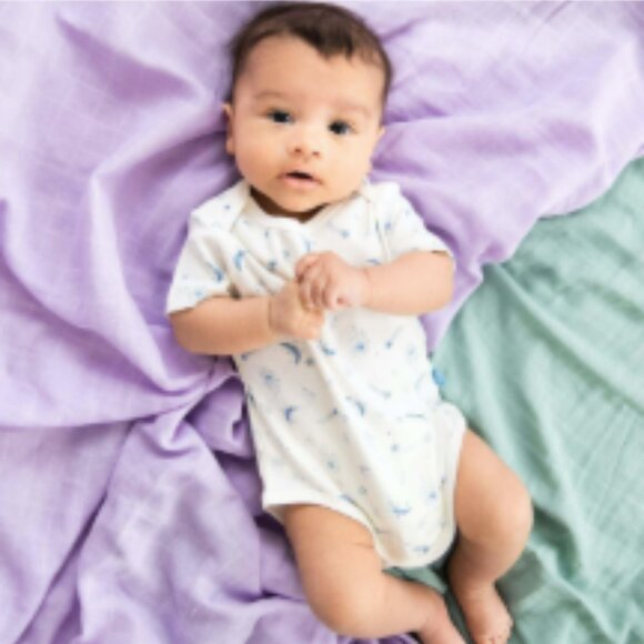 Magnetic Me Onesie - Moon Song Organic Cotton, size 9-12mo - Picture 1 of 5